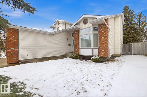 368 Ormsby Road W, Edmonton, AB 