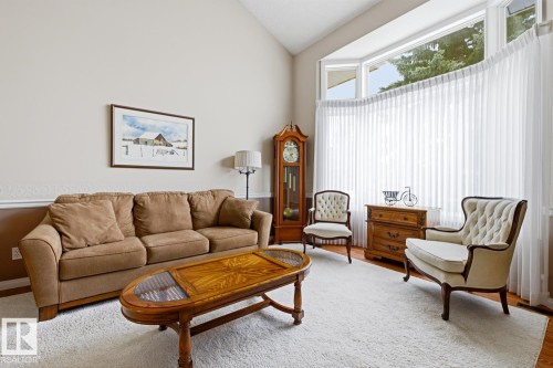 368 Ormsby Road W, Edmonton, AB 