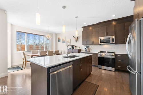 8 Spring Bay, Spruce Grove, AB - Indoor Photo Showing Kitchen With Double Sink With Upgraded Kitchen