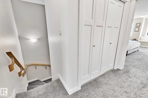 17 3103 Hilton Drive, Edmonton, AB - Indoor Photo Showing Other Room