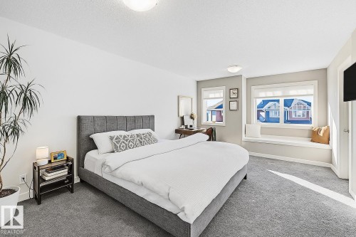 17 3103 Hilton Drive, Edmonton, AB - Indoor Photo Showing Bedroom