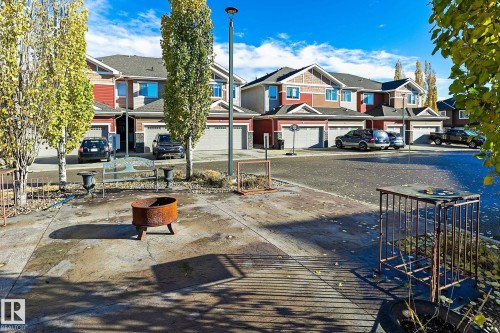 17 3103 Hilton Drive, Edmonton, AB - Outdoor