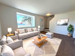 404 HERMITAGE Road  Edmonton, AB T5A 3K9