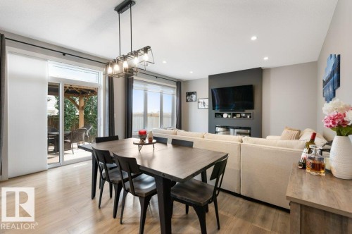 20008 18 Avenue, Edmonton, AB - Indoor Photo Showing Dining Room