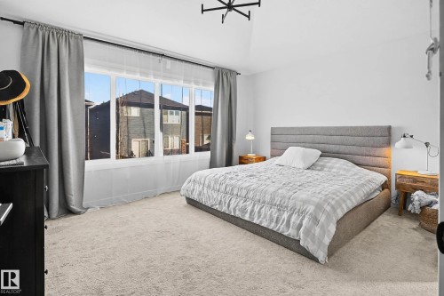 34 Riverhill Crescent, St. Albert, AB - Indoor Photo Showing Bedroom