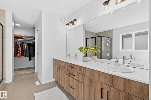 34 Riverhill Crescent, St. Albert, AB - Indoor Photo Showing Bathroom