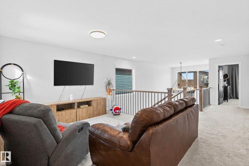 34 Riverhill Crescent, St. Albert, AB - Indoor Photo Showing Living Room