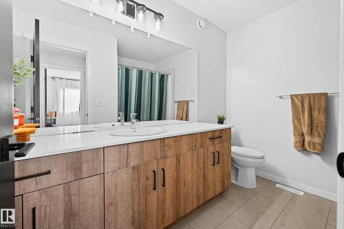34 Riverhill Crescent, St. Albert, AB - Indoor Photo Showing Bathroom