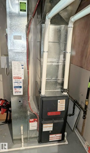 4320 Prowse Link Link, Edmonton, AB - Indoor Photo Showing Basement