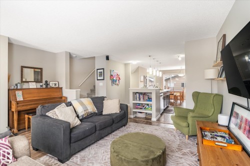 4320 Prowse Link Link, Edmonton, AB - Indoor Photo Showing Living Room