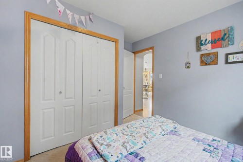 807 Oakland Place, Devon, AB - Indoor Photo Showing Bedroom
