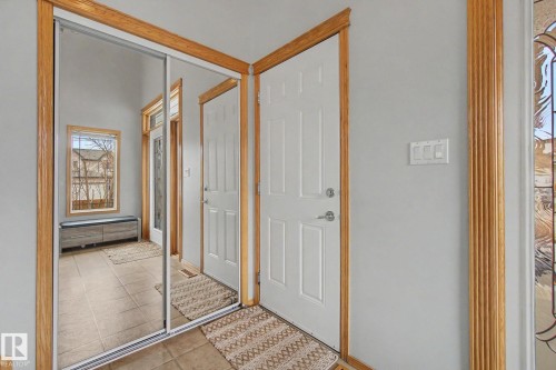 807 Oakland Place, Devon, AB - Indoor Photo Showing Other Room