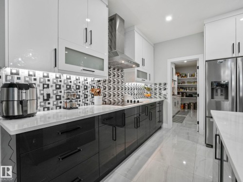 4703 41 Street, Beaumont, AB - Indoor Photo Showing Kitchen With Upgraded Kitchen