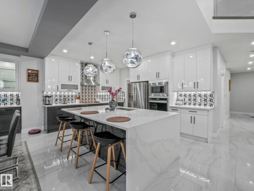 4703 41 Street, Beaumont, AB - Indoor Photo Showing Kitchen With Upgraded Kitchen
