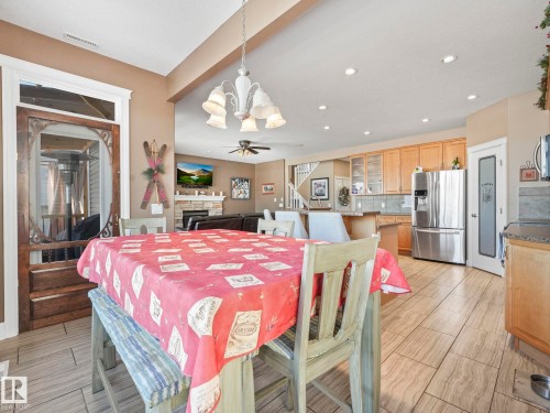 6210 53 Avenue, Beaumont, AB - Indoor