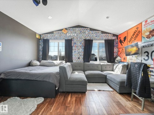 6210 53 Avenue, Beaumont, AB - Indoor