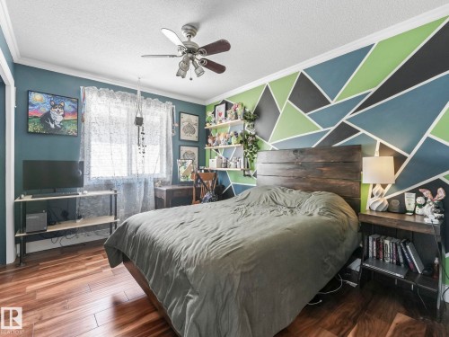 6210 53 Avenue, Beaumont, AB - Indoor Photo Showing Bedroom