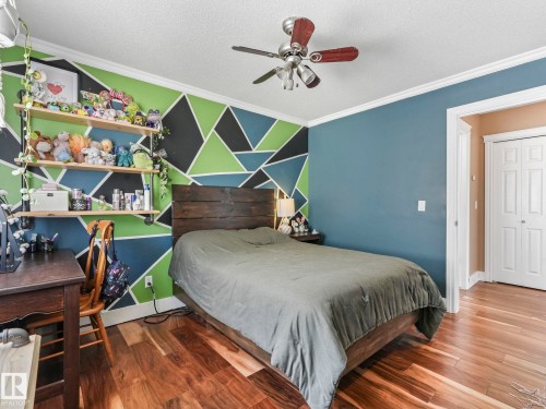 6210 53 Avenue, Beaumont, AB - Indoor Photo Showing Bedroom