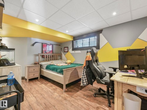 6210 53 Avenue, Beaumont, AB - Indoor