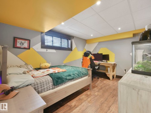 6210 53 Avenue, Beaumont, AB - Indoor