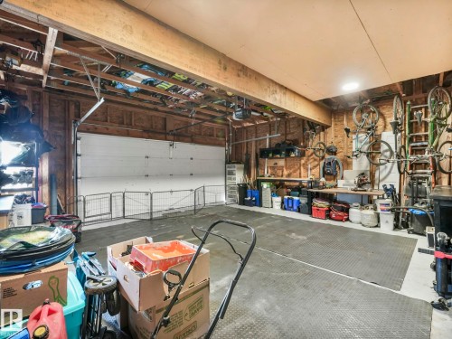 6210 53 Avenue, Beaumont, AB - Indoor Photo Showing Garage