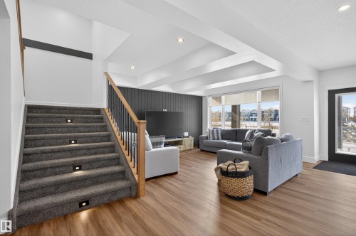 16615 32 Avenue, Edmonton, AB - Indoor