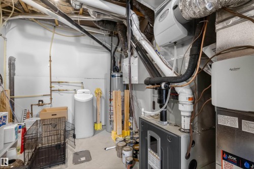 16615 32 Avenue, Edmonton, AB - Indoor Photo Showing Basement