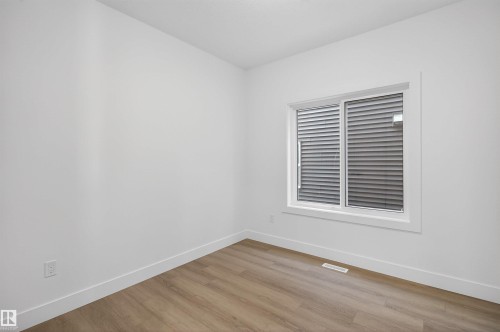 16716 34 Avenue, Edmonton, AB - Indoor Photo Showing Other Room