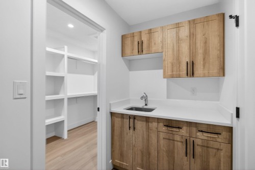 16716 34 Avenue, Edmonton, AB - Indoor