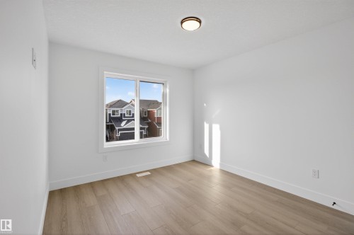 16716 34 Avenue, Edmonton, AB - Indoor Photo Showing Other Room