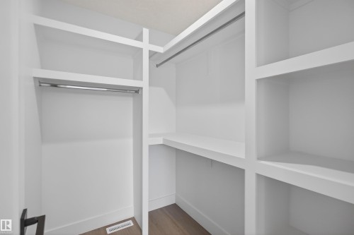 16716 34 Avenue, Edmonton, AB - Indoor With Storage