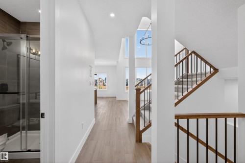 16716 34 Avenue, Edmonton, AB - Indoor Photo Showing Other Room