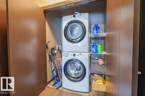 11904 22 Avenue, Edmonton, AB - Indoor Photo Showing Laundry Room