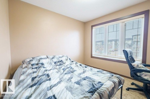 11904 22 Avenue, Edmonton, AB - Indoor Photo Showing Bedroom