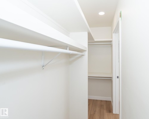 6807 98A Avenue, Edmonton, AB - Indoor With Storage