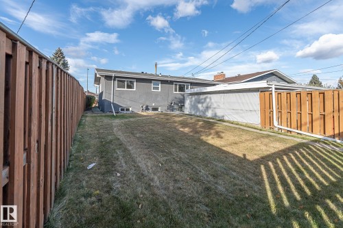 6807 98A Avenue, Edmonton, AB - Outdoor