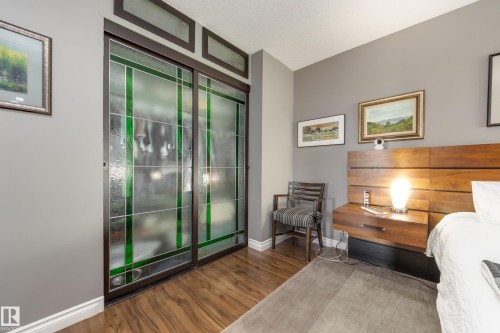 1406 12303 Jasper Avenue, Edmonton, AB - Indoor