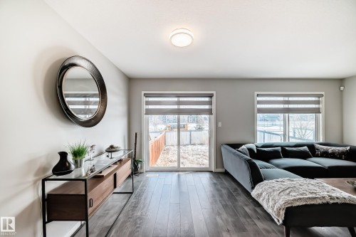 2329 82 Street, Edmonton, AB - Indoor