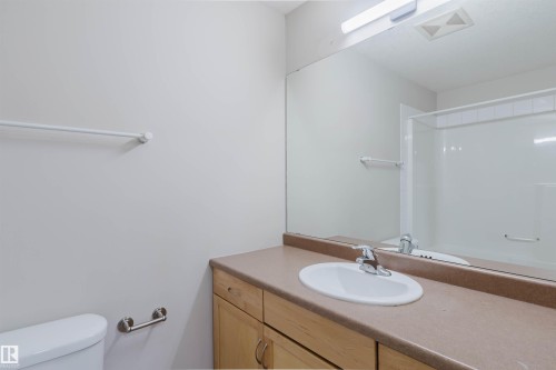 204 1320 Rutherford Road, Edmonton, AB - Indoor Photo Showing Bathroom