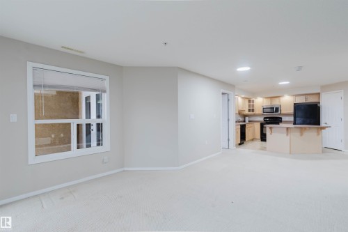 204 1320 Rutherford Road, Edmonton, AB - Indoor