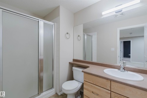 204 1320 Rutherford Road, Edmonton, AB - Indoor Photo Showing Bathroom