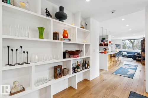 10958 80 Avenue, Edmonton, AB - Indoor