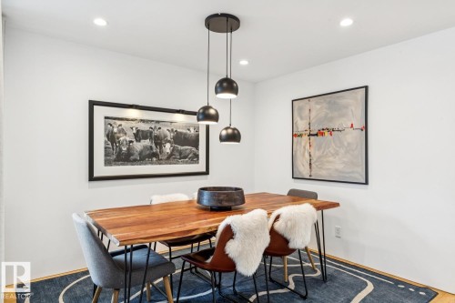 10958 80 Avenue, Edmonton, AB - Indoor Photo Showing Dining Room