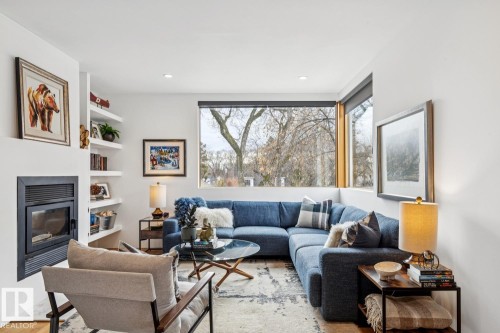 10958 80 Avenue, Edmonton, AB - Indoor Photo Showing Living Room With Fireplace