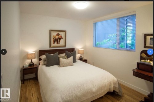 10958 80 Avenue, Edmonton, AB - Indoor Photo Showing Bedroom