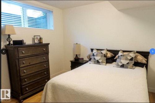 10958 80 Avenue, Edmonton, AB - Indoor Photo Showing Bedroom