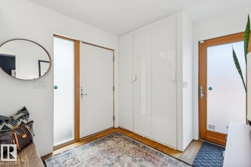 10958 80 Avenue, Edmonton, AB - Indoor Photo Showing Other Room