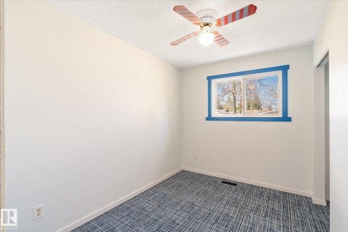 30 Farmstead Avenue, St. Albert, AB - Indoor Photo Showing Other Room