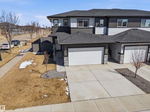 364 Genesis Villa(S), Stony Plain, AB - Outdoor