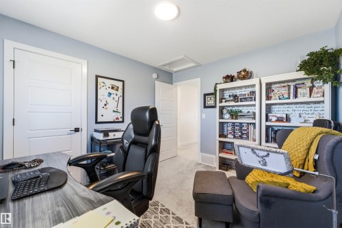 364 Genesis Villa(S), Stony Plain, AB - Indoor Photo Showing Office